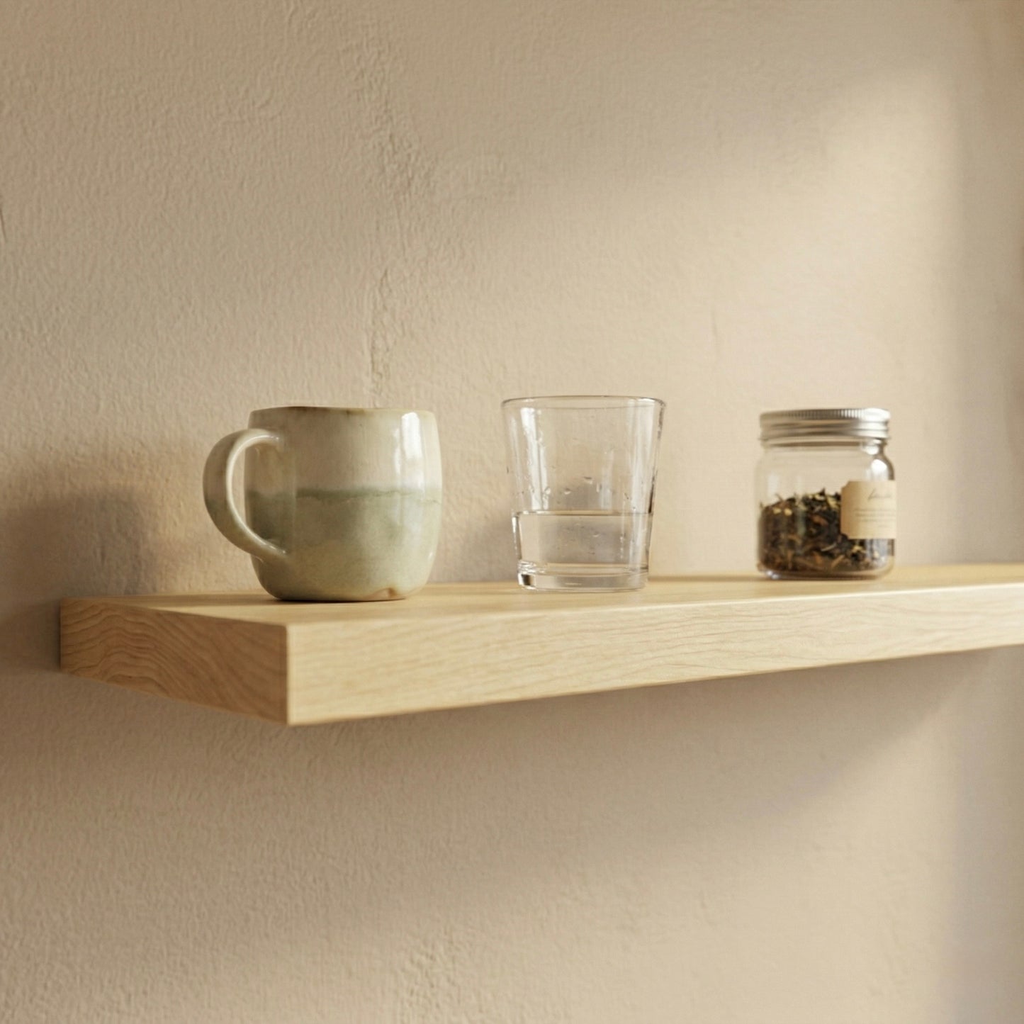 Schwebendes Wandregal – Birke Massivholz